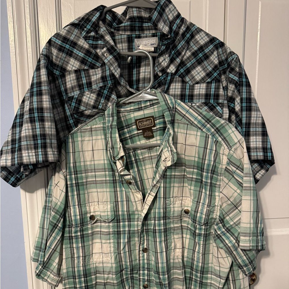 Set of (2)‎ two men’s plaid button down shirts. Size large.